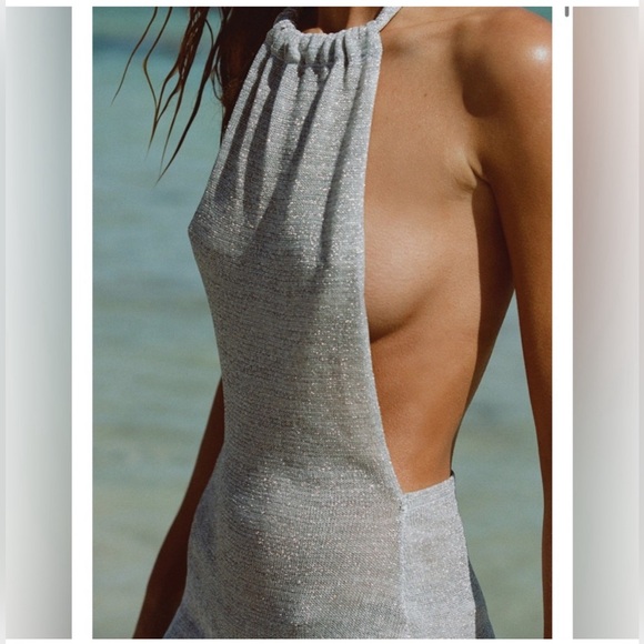 BAMBA SWIM BOUNTY DRESS - Shinny gray
SIZE M. NEVER WORN. - Picture 4 of 6